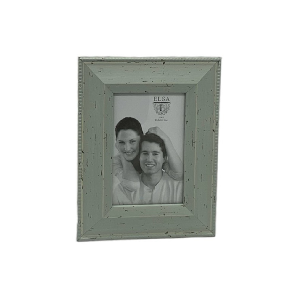 Template: Pistachio green wood frame and gold foil speckling
